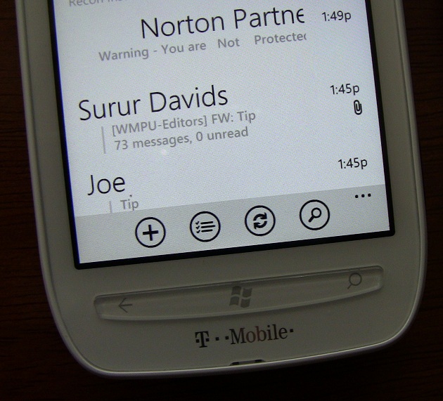 Nokia Lumia 710 - Detail1