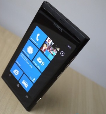 nokia_lumia_800