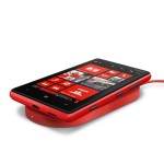 1200-nokia-wireless-charging-plate-dt-900-with-nokia-lumia-820