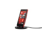1200-nokia-wireless-charging-stand-dt-910-with-nokia-lumia-820