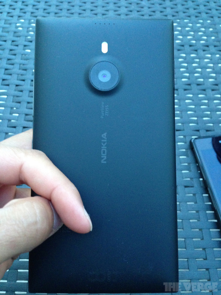 Lumia 1520 2