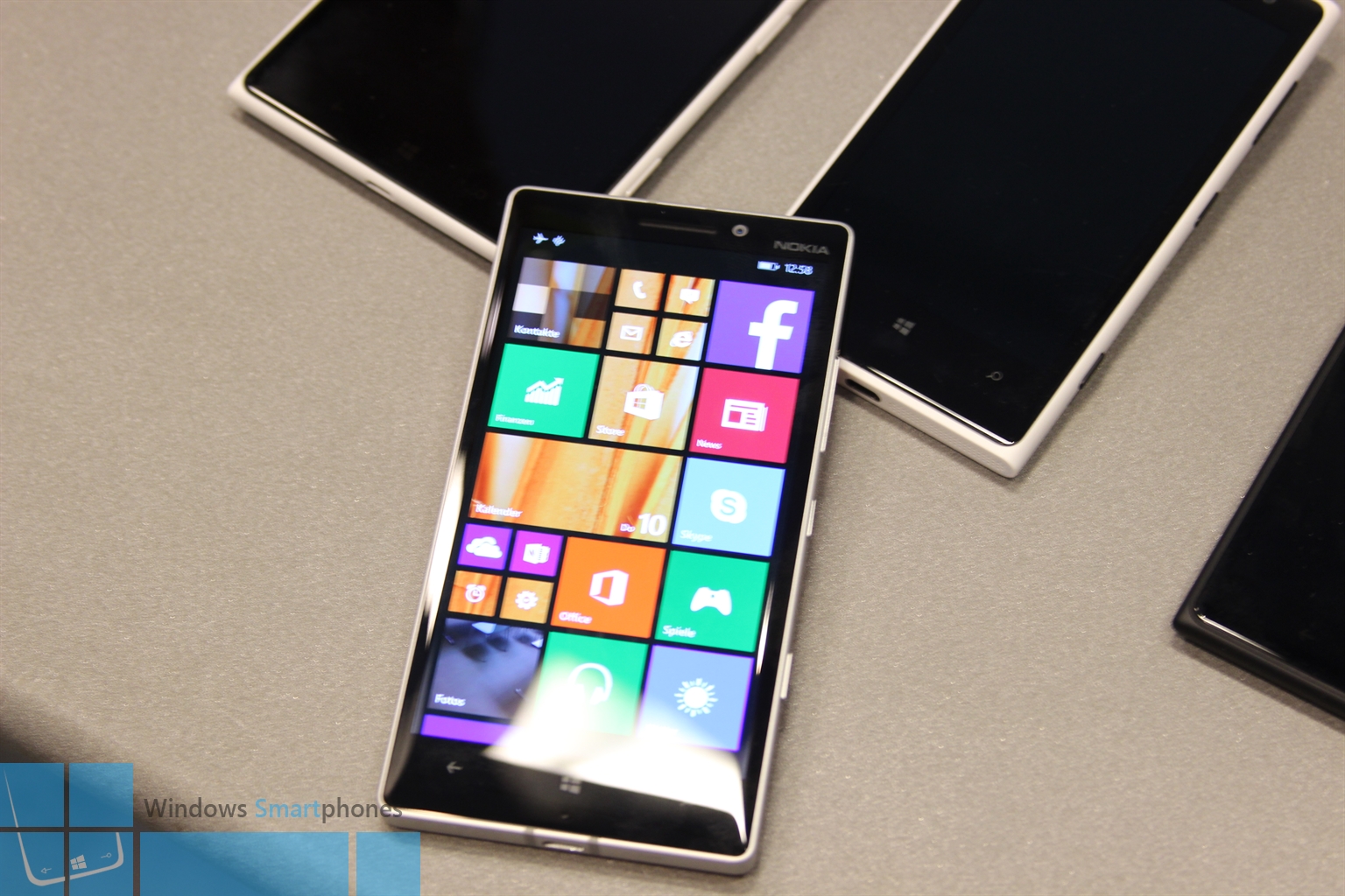 Lumia 930 (2)