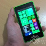 resized_Lumia 532 hand